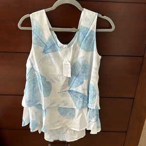 NWT Drapy blouse with large blue flowers. Size medium